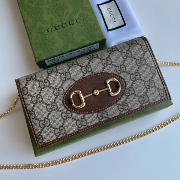 GU**I 1955 HORSEBIT CHAIN WALLET