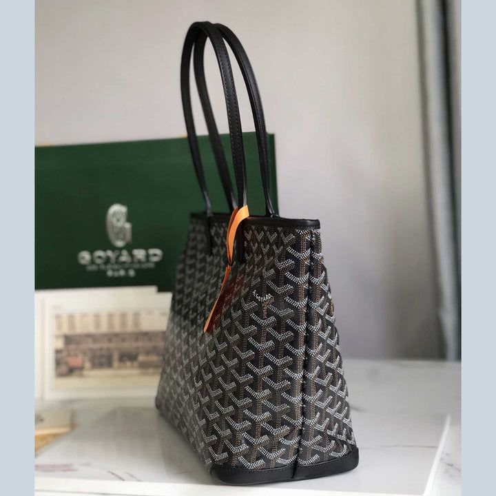 Goyard Saint Louis PM Bag